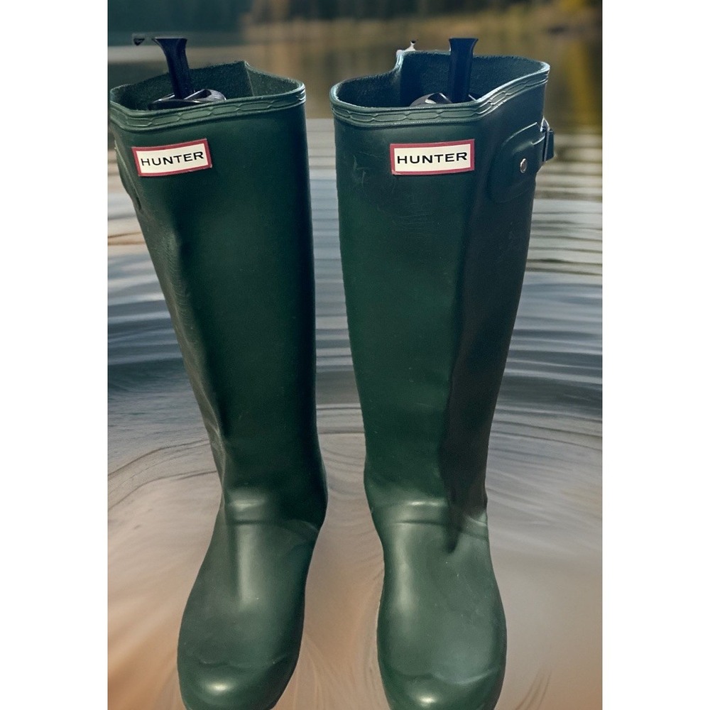 Hunter Women's Original Tall Rain Boots - Green Size 8